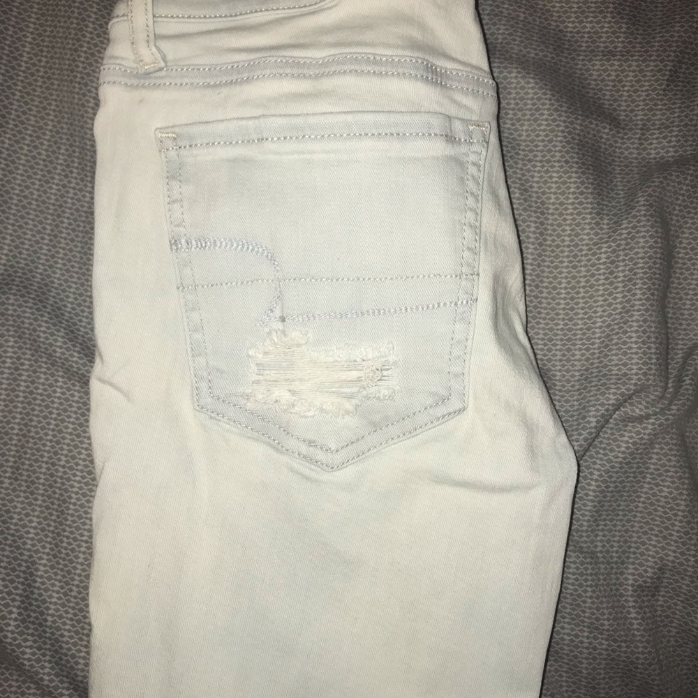 american eagle ripped skinny jeans - Picture 6 of 6